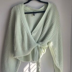 H&M | Light Green Criss Cross Cardigan